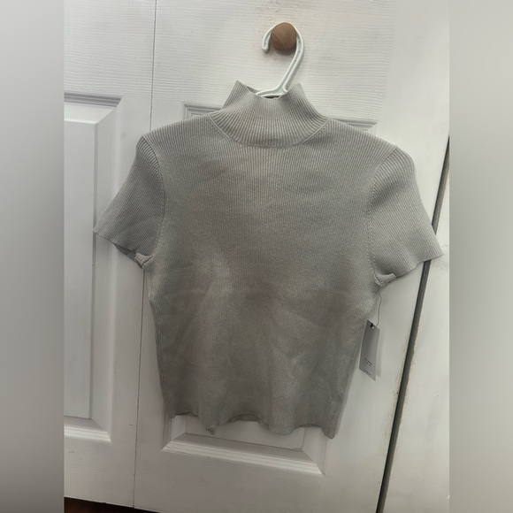 Calvin Klein Silver Short Sleeve High Neck - Picture 1 of 5